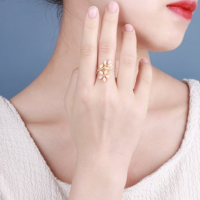 14k Gold 1.3 Ctw Natural Opal & Diamond Ring - 5
