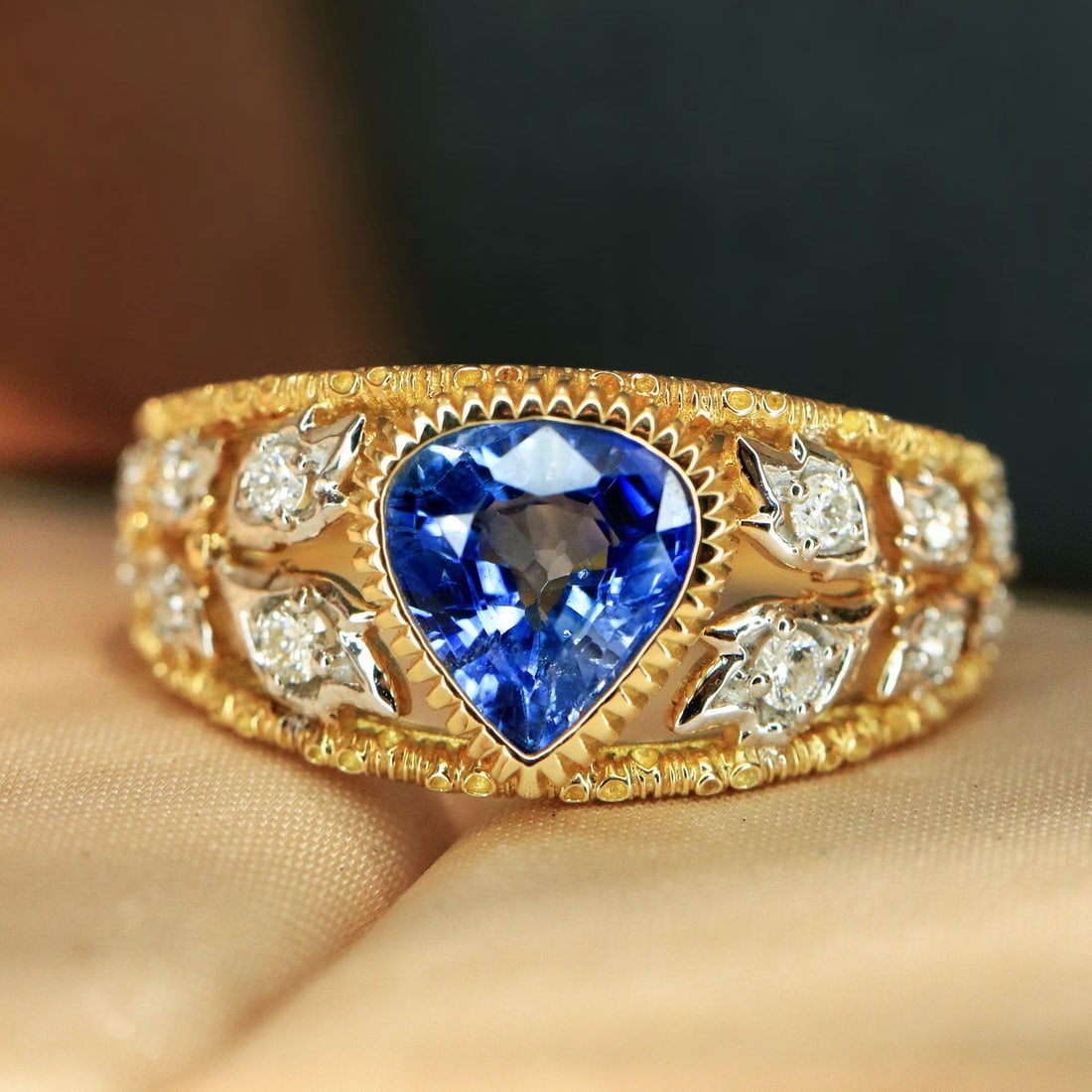 14k Gold 1.86 Ctw Natural Sapphire & Diamond Ring - 3