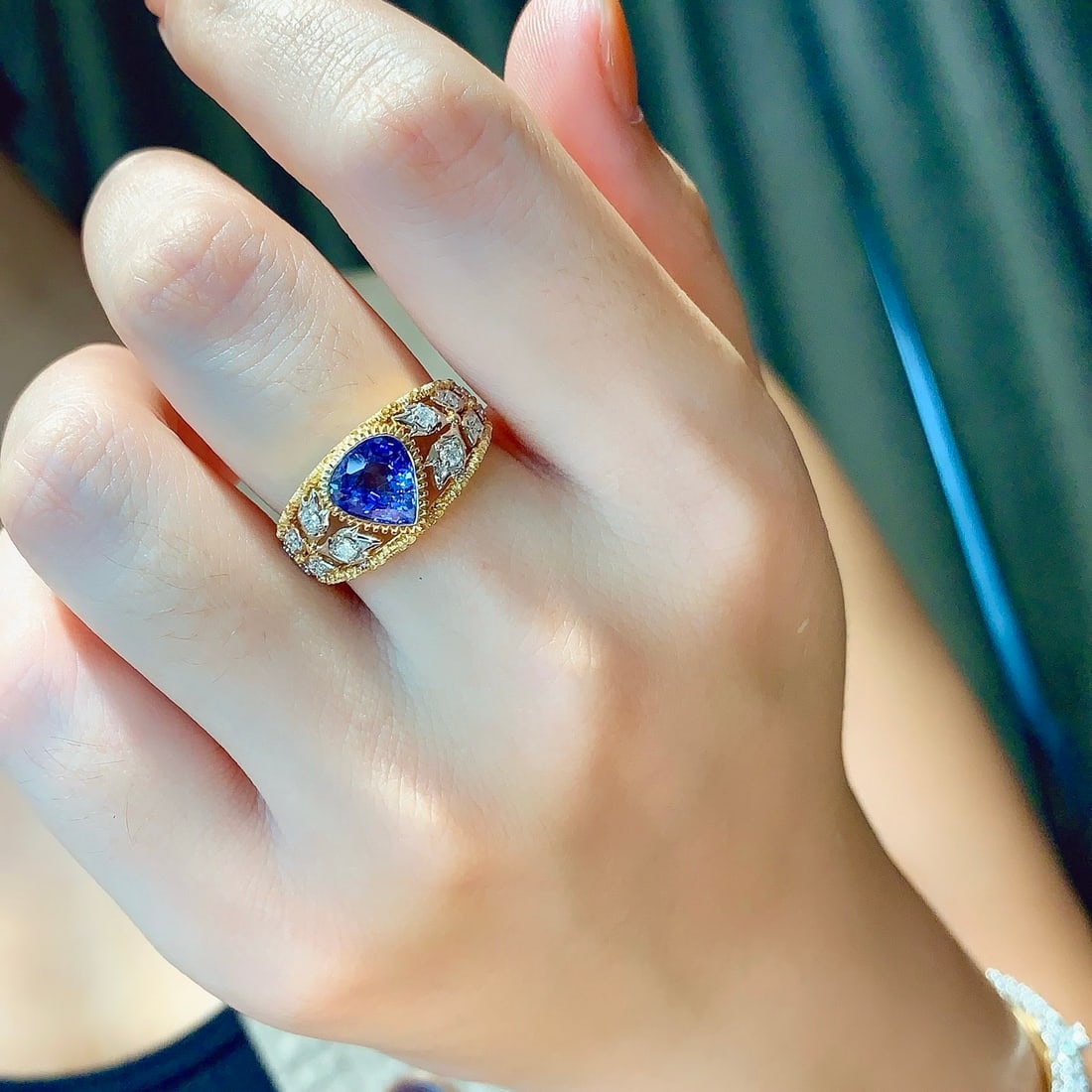 14k Gold 1.86 Ctw Natural Sapphire & Diamond Ring - 7