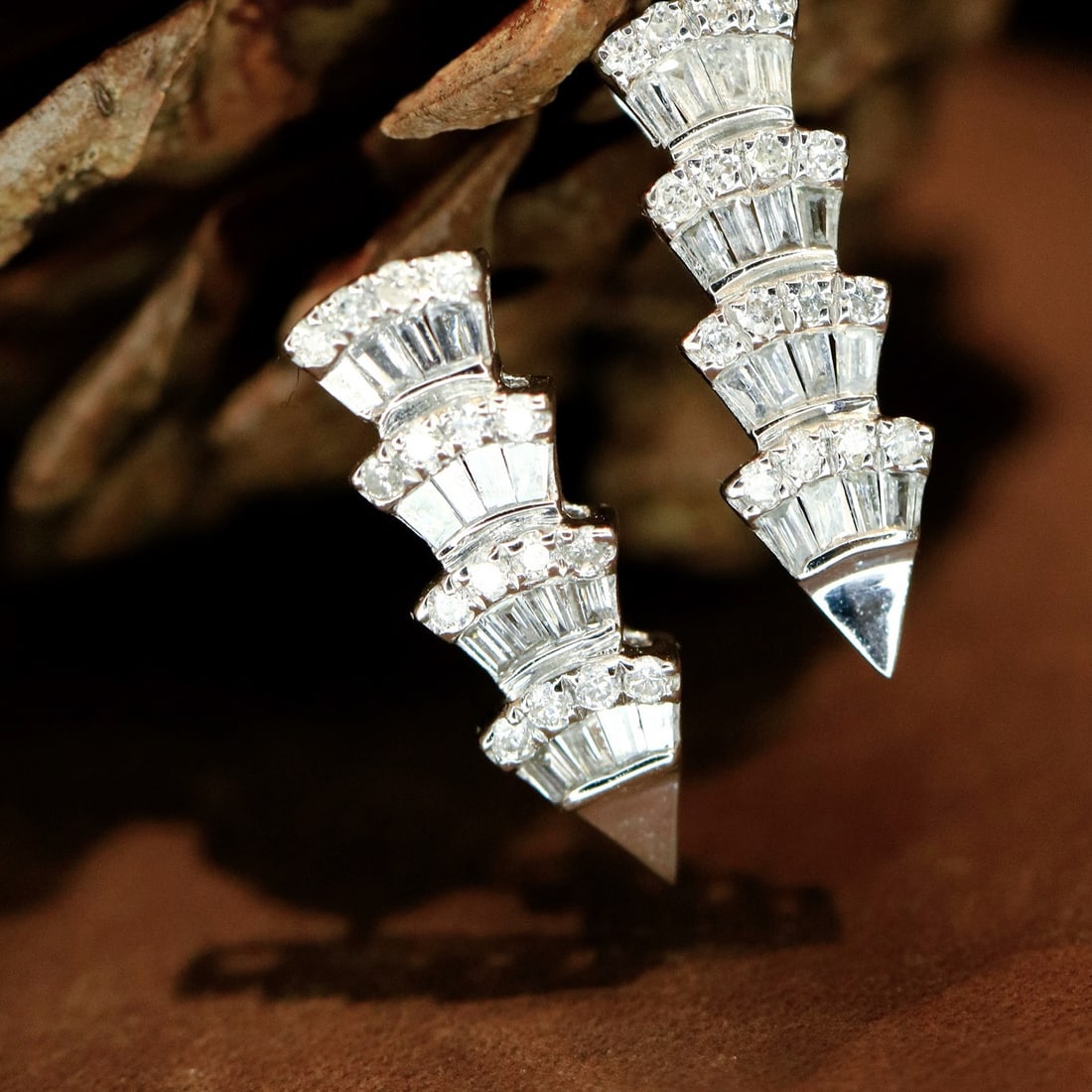 14k Gold 0.36 Ct Natural H Diamond Earrings: Ref:231158057 // gold content:14k gold // main gemstone:diamond // shape:multiple // carat weight:0. 36ct // clarity grade:vs-si // color:h // treatment:natural // Condition: New Low Estimate: