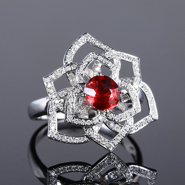 14k Gold 1.35 Ctw Natural Ruby & Diamond & Flowers Ring - 3