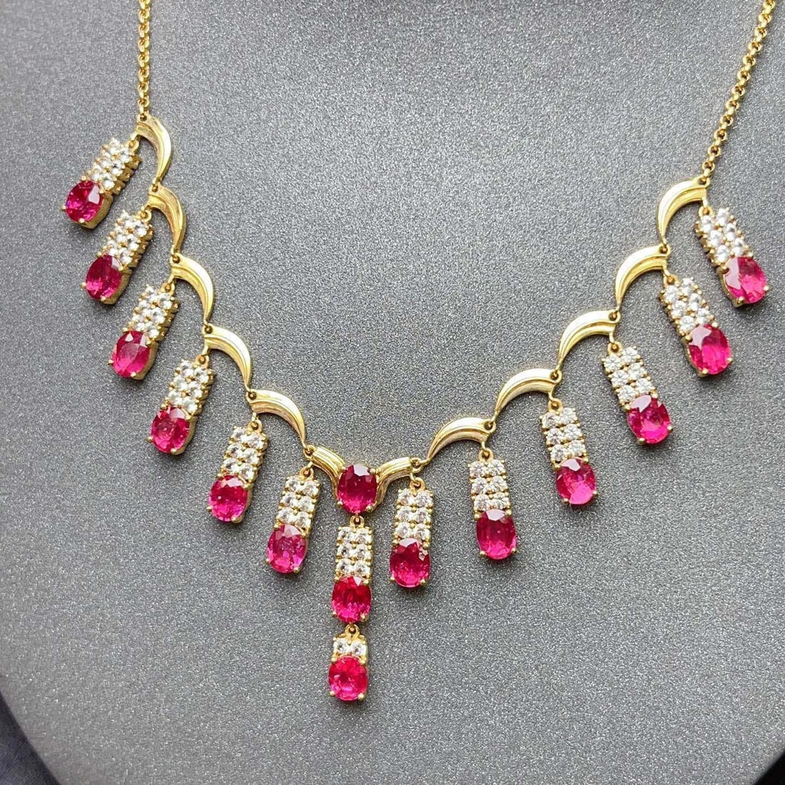 14k Gold 6.35 Ct Natural Ruby & Sapphire Necklace - 4