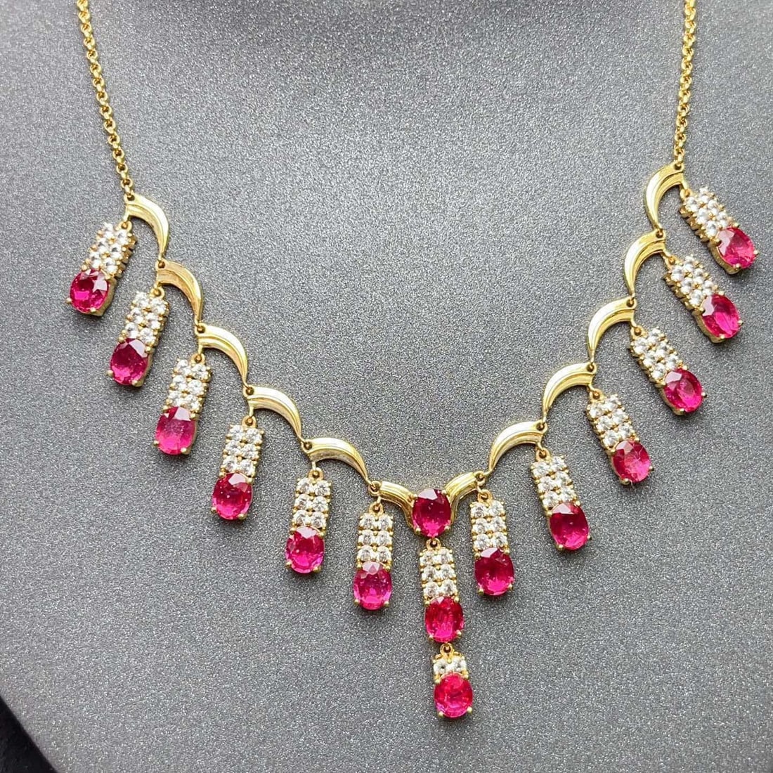 14k Gold 6.35 Ct Natural Ruby & Sapphire Necklace - 5