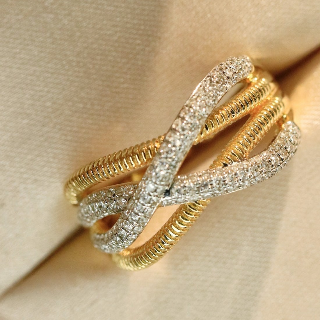 14k Gold 0.4 Ct Natural H Diamond Ring - 2