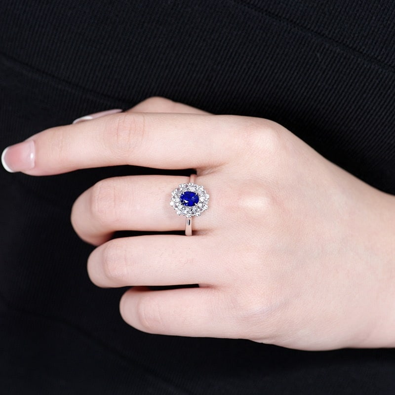 14k Gold 0.84 Ct Natural Sapphire & Sapphire Ring - 6