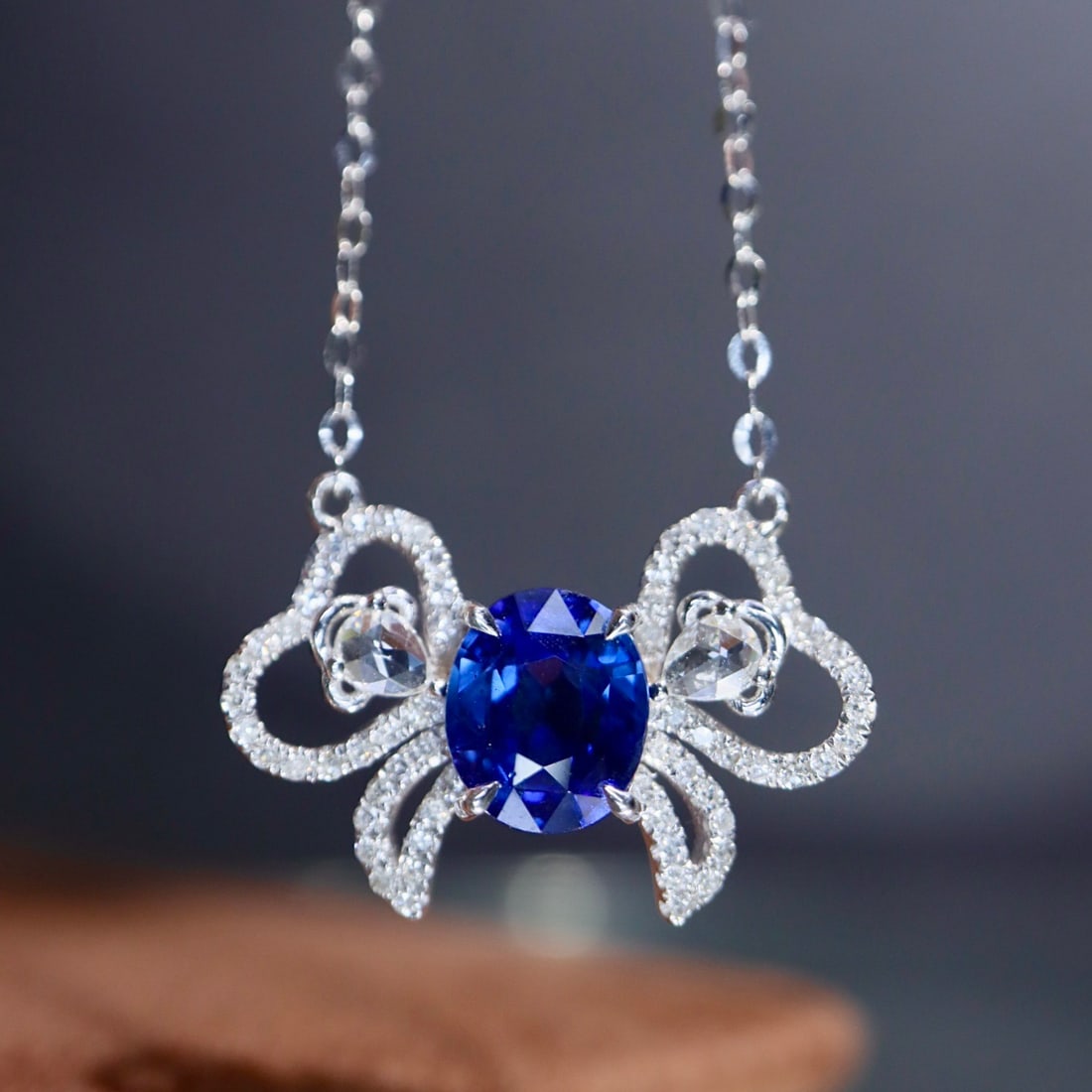 14k Gold 1.76 Ctw Natural Sapphire & Diamond Necklace: Ref:231158091 // gold content:14k gold // main gemstone:sapphire // shape:oval // carat weight:1. 45ct // color:blue // treatment:natural // // adjacent gemstone 2 : diamond // shape:multiple // carat