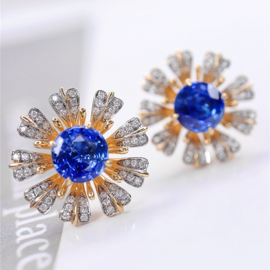 14k Gold 2.57 Ctw Natural Sapphire & Diamond Earrings: Ref:231158100 // gold content:14k gold // main gemstone:sapphire // shape:round // carat weight:2. 25ct // color:blue // treatment:natural // cut grade:g // // adjacent gemstone 2 : diamond //