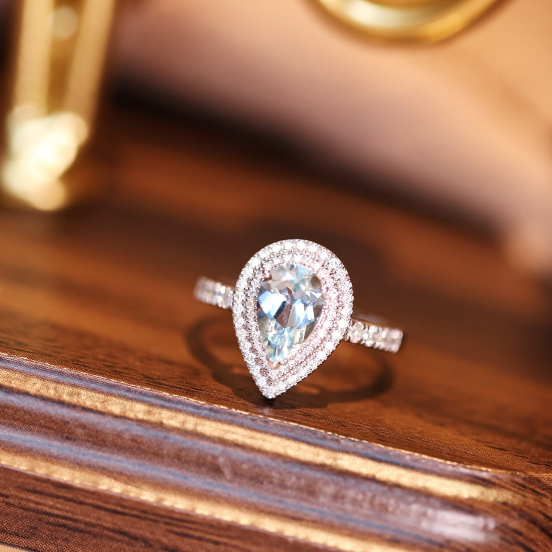 14k Gold 1.67 Ctw Natural Aquamarine & Diamond Ring: Ref:231158131 // gold content:14k gold // ring size:7. 25us // // main gemstone:aquamarine // shape:pear // carat weight:1. 25ct // color:blue // treatment:natural // // adjacent gemstone 2 : diamond 