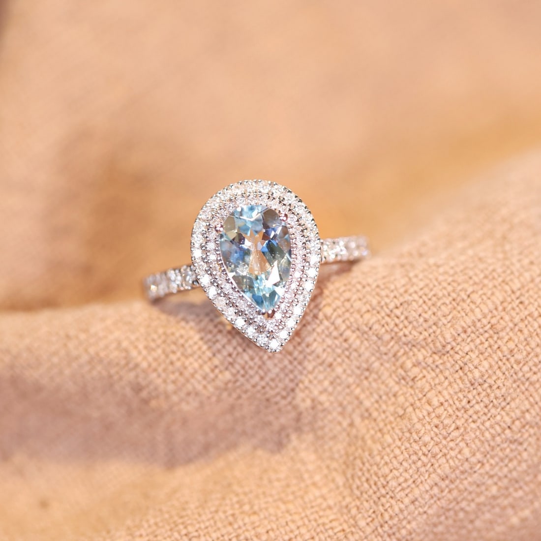 14k Gold 1.67 Ctw Natural Aquamarine & Diamond Ring - 6