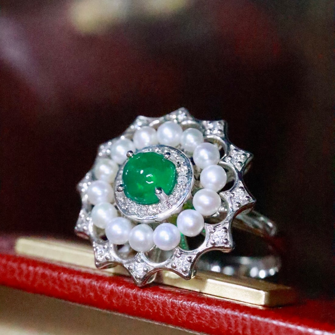 14k Gold 0.88 Ctw Natural Emerald & Diamond Ring - 2