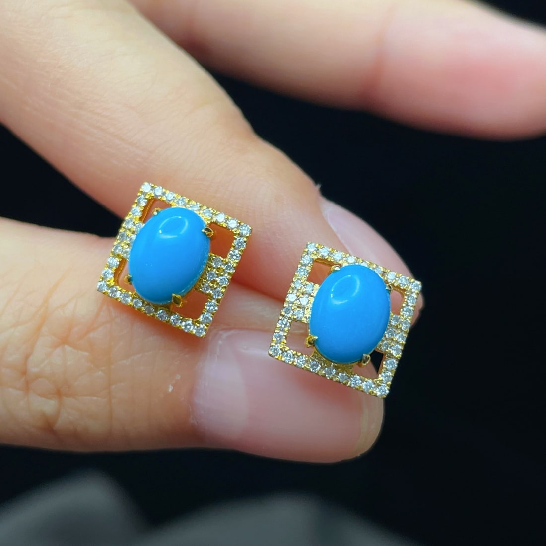 14k Gold 2.25 Ctw Natural Blue Turquoise & Diamond Earrings - 4