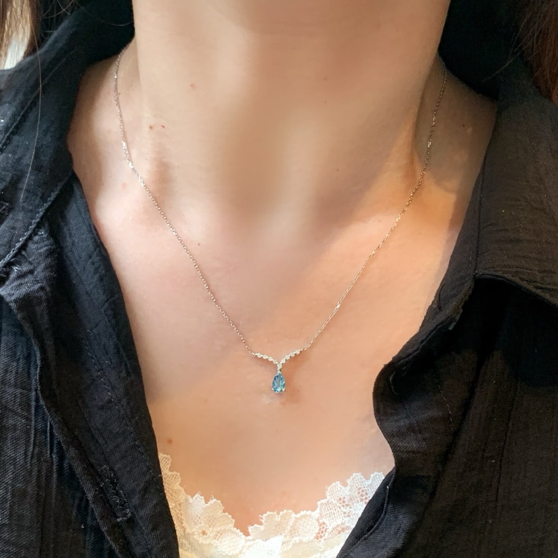 14k Gold 0.67 Ctw Natural Aquamarine & Diamond Necklace - 4