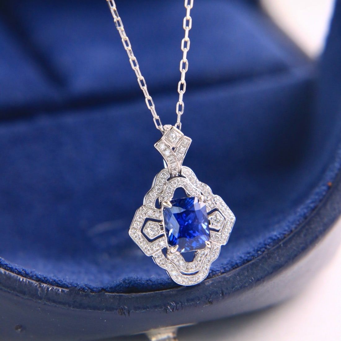 14k Gold 1.19 Ctw Natural Sapphire & Diamond Necklace - 2