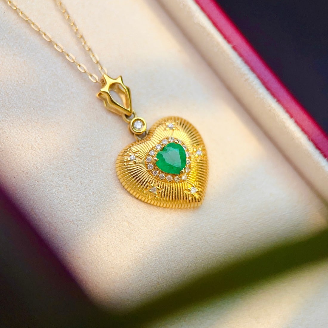 14k Gold 0.55 Ct Natural Emerald & Diamond Pendant( Without Chain ) - 5