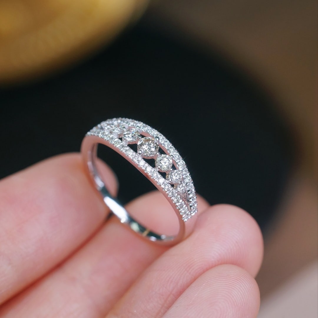 14k Gold 0.60 Ct Natural H Diamond Ring - 2