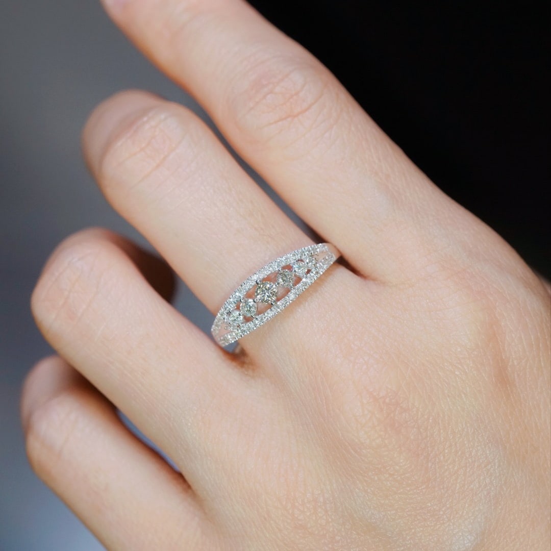14k Gold 0.60 Ct Natural H Diamond Ring - 4