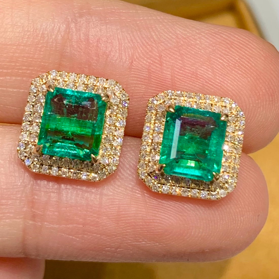 14k Gold 2.2 Ct Natural Emerald & Diamond Earrings - 2