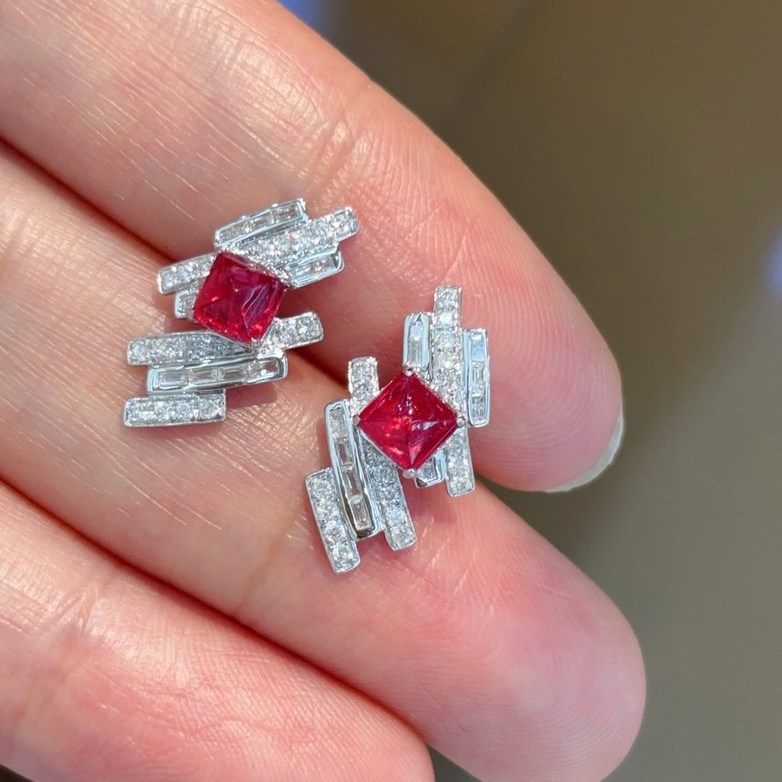 14k Gold 1.11 Ct Natural Spinel & Diamond Earrings - 6