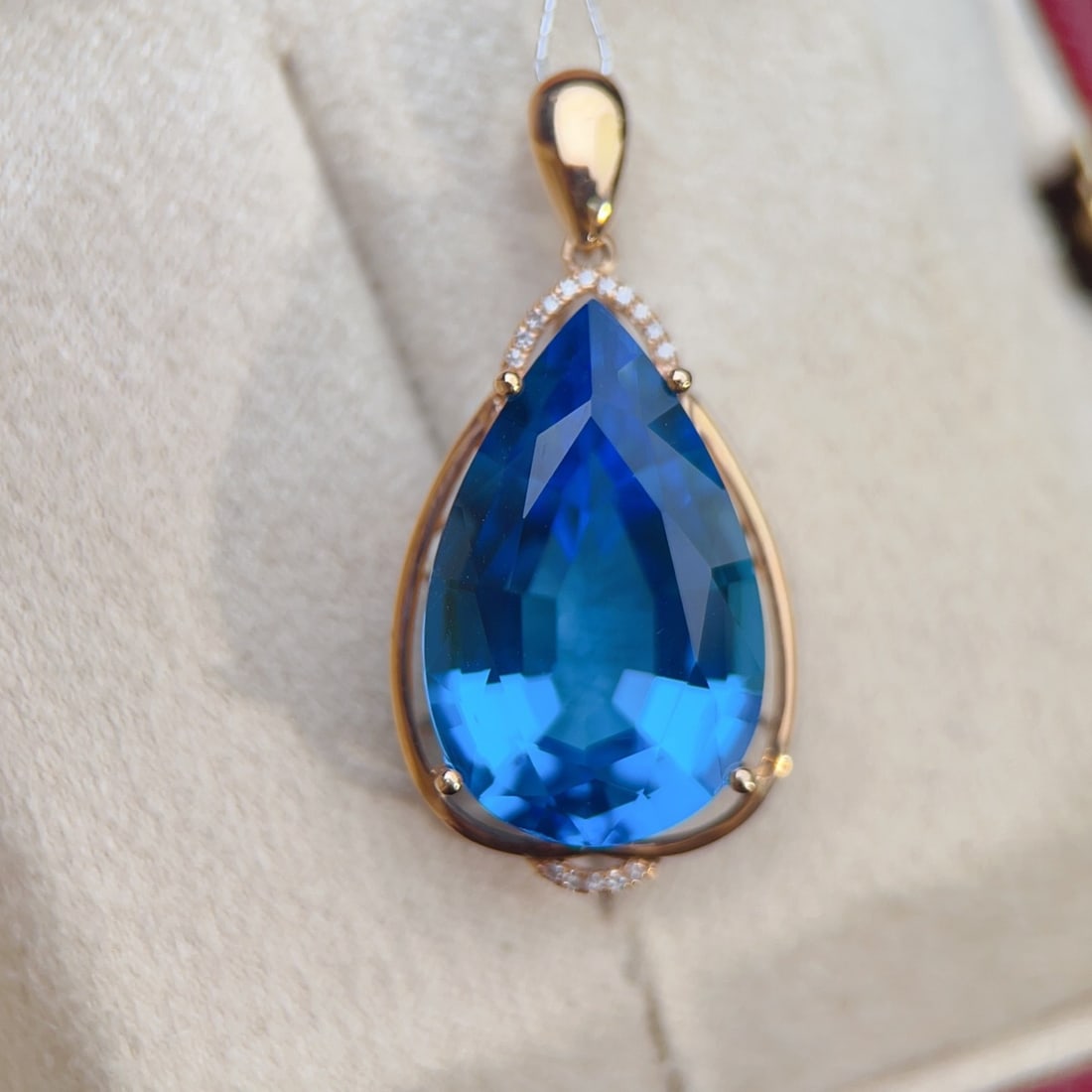 14k Gold 19.85 Ctw Natural Topaz & Diamond Pendant( Without Chain ) - 4