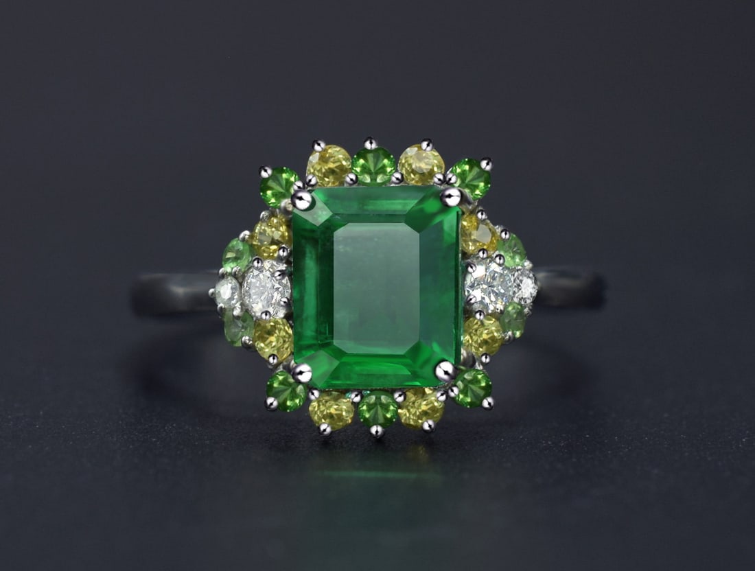 14k Gold 2.73 Ctw Natural Emerald & Diamond Ring: Ref:231158211 // gold content:14k gold // ring size:7. 25us // // main gemstone:emerald // shape:octagonal // carat weight:2. 61ct // color:green // treatment:natural // // adjacent gemstone 2 : diamo