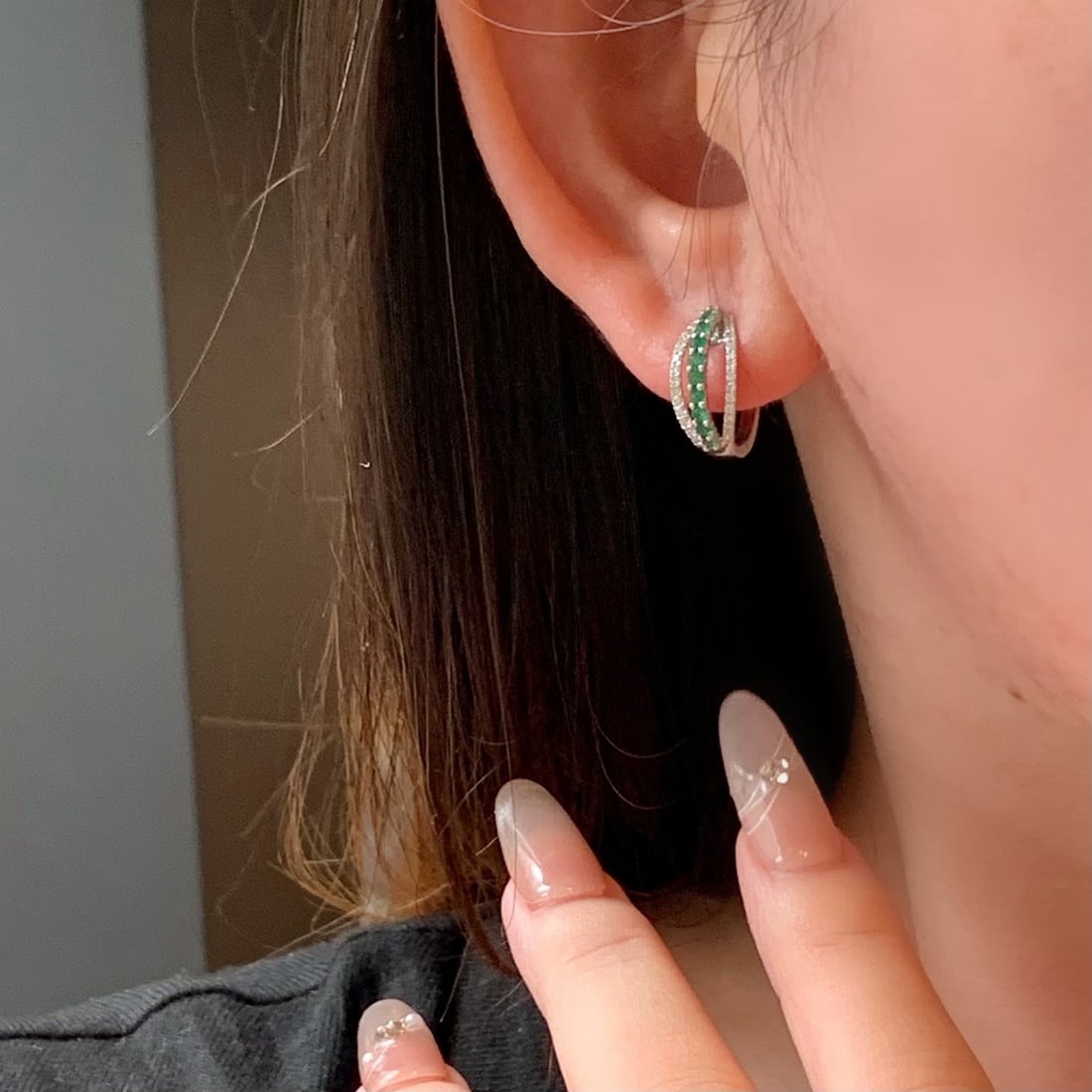 14k Gold 0.54 Ctw Natural Emerald & Diamond Earrings - 2