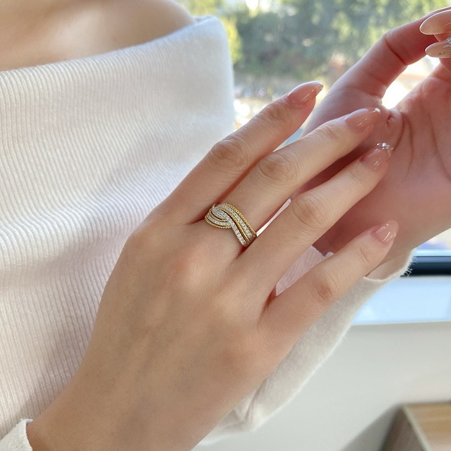 14k Gold 0.3 Ct Natural H Diamond Ring - 3
