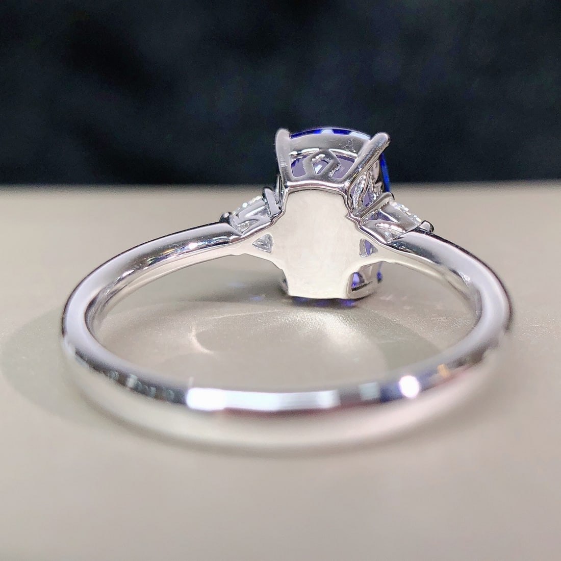 14k Gold 2.66 Ctw Natural Tanzanite & Diamond Ring - 7