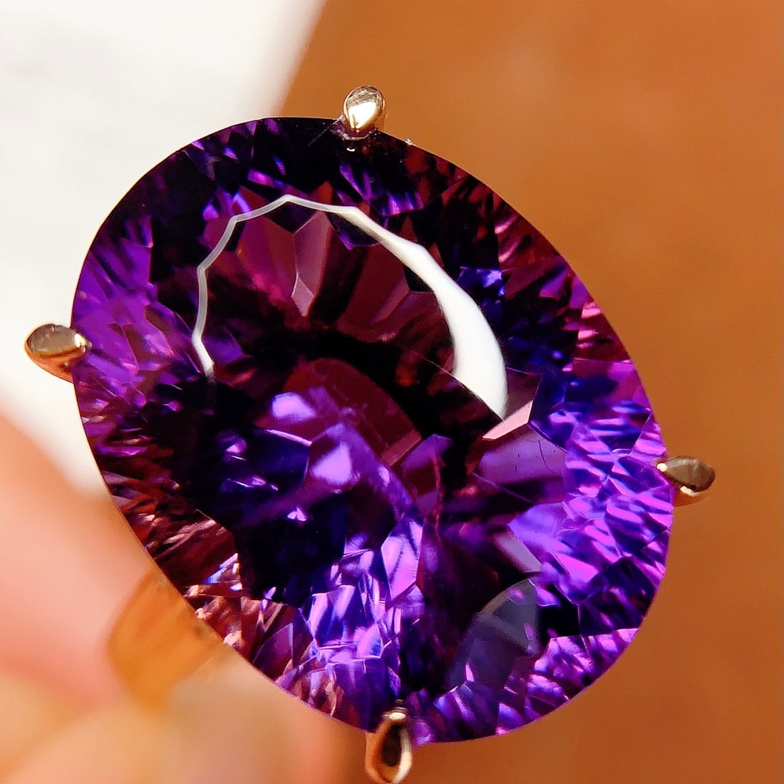 14k Gold 12.15 Ct Natural Amethyst & Diamond Ring: Ref:231158287 // gold content:14k gold // ring size:7. 25us // // main gemstone:amethyst // shape:oval // carat weight:12. 15ct // color:purple // treatment:natural // // adjacent gemstone 2 : diamond