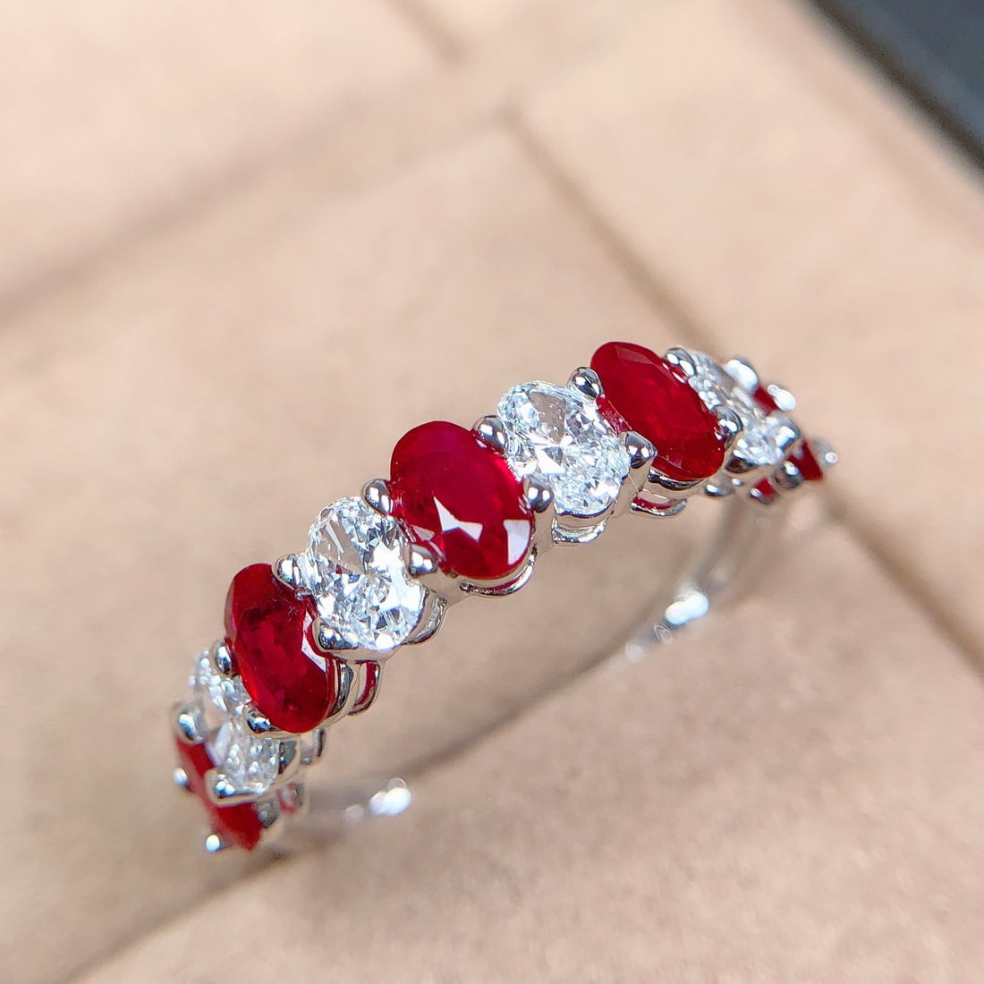 14k Gold 1.90 Ctw Natural Ruby & Lab Grown Diamond Ring: Ref:231158293 // gold content:14k gold // ring size:7. 25us // // main gemstone:ruby // shape:oval // carat weight:1. 25ct // color:red // treatment:natural // // adjacent gemstone 2 : lab grown diamo