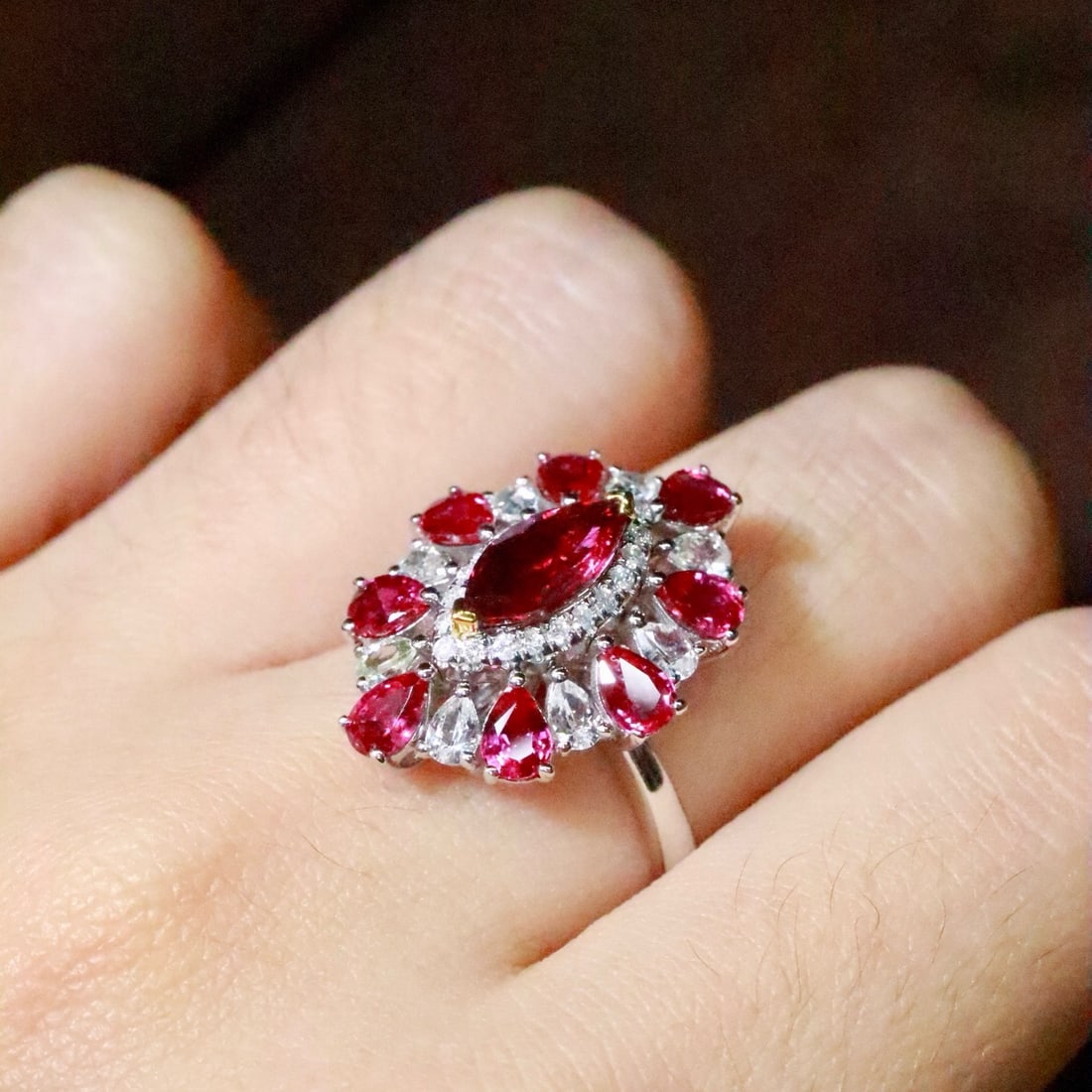 14k Gold 0.86 Ctw Natural Ruby & Diamond Ring - 6