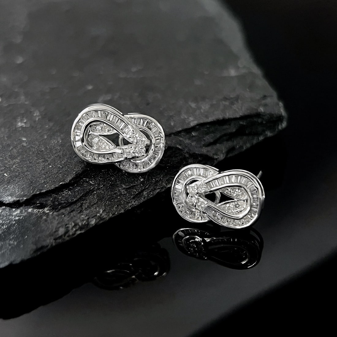 14k Gold 0.66 Ct Natural H Diamond Earrings - 2