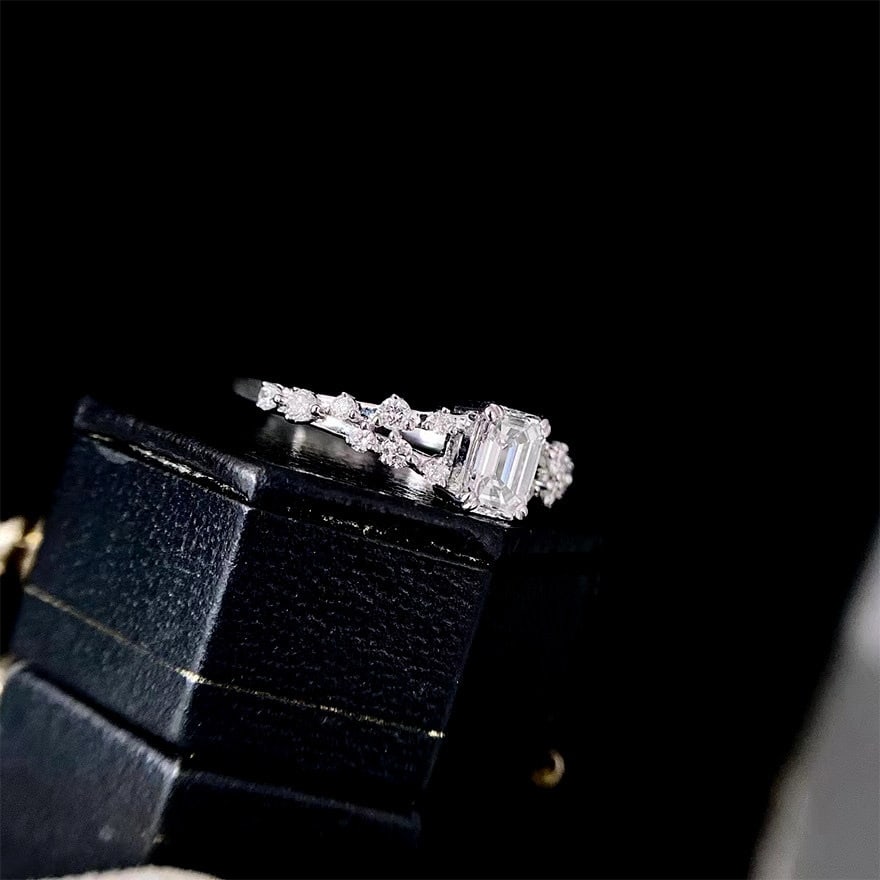 Gia Certified 14k Gold 0.50 Ct Natural E Si1 Emerald Diamond Ring - 2