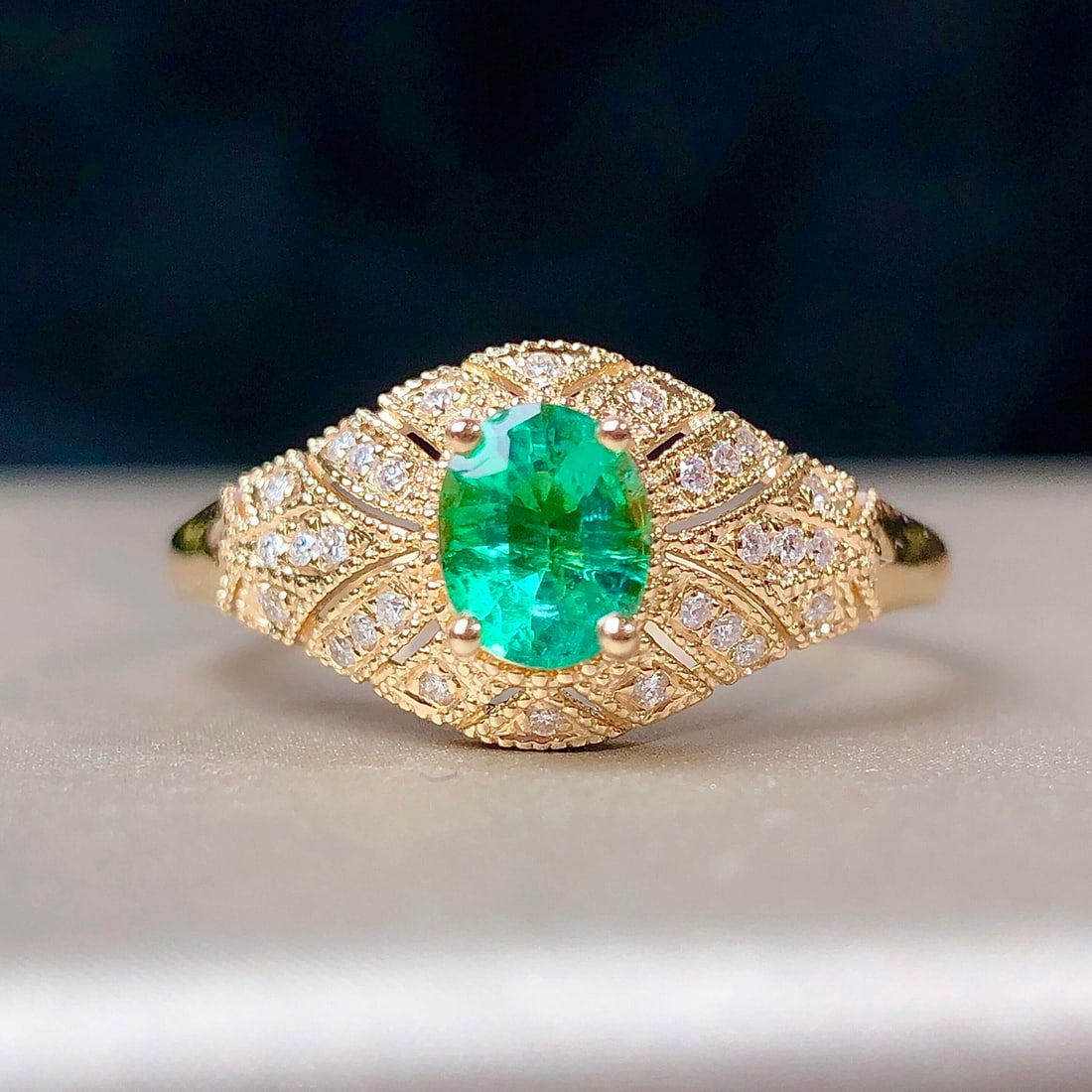 14k Gold 0.47 Ctw Natural Emerald & Diamond Ring - 4