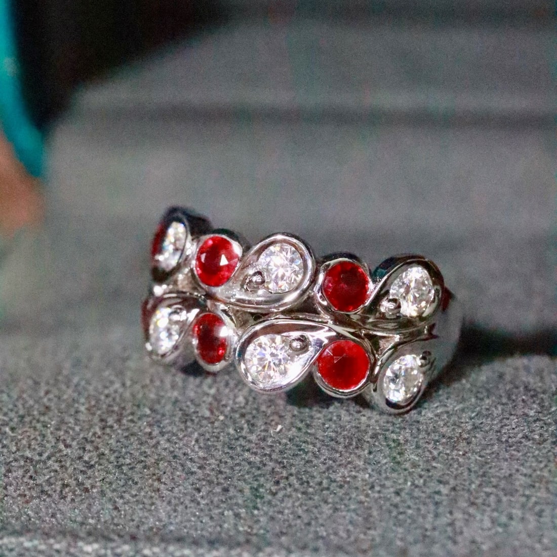 14k Gold 0.82 Ct Natural Ruby & Sapphire Ring - 2