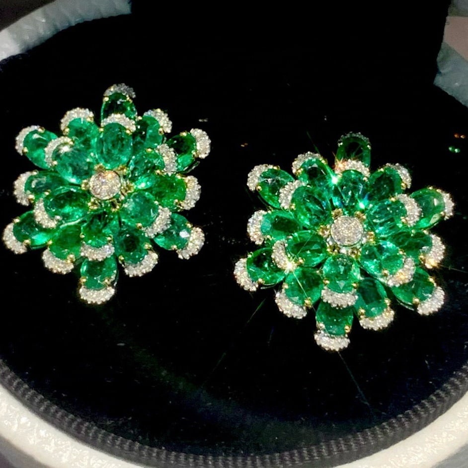 14k Gold 7.8 Ct Natural Emerald & Diamond Earrings - 2