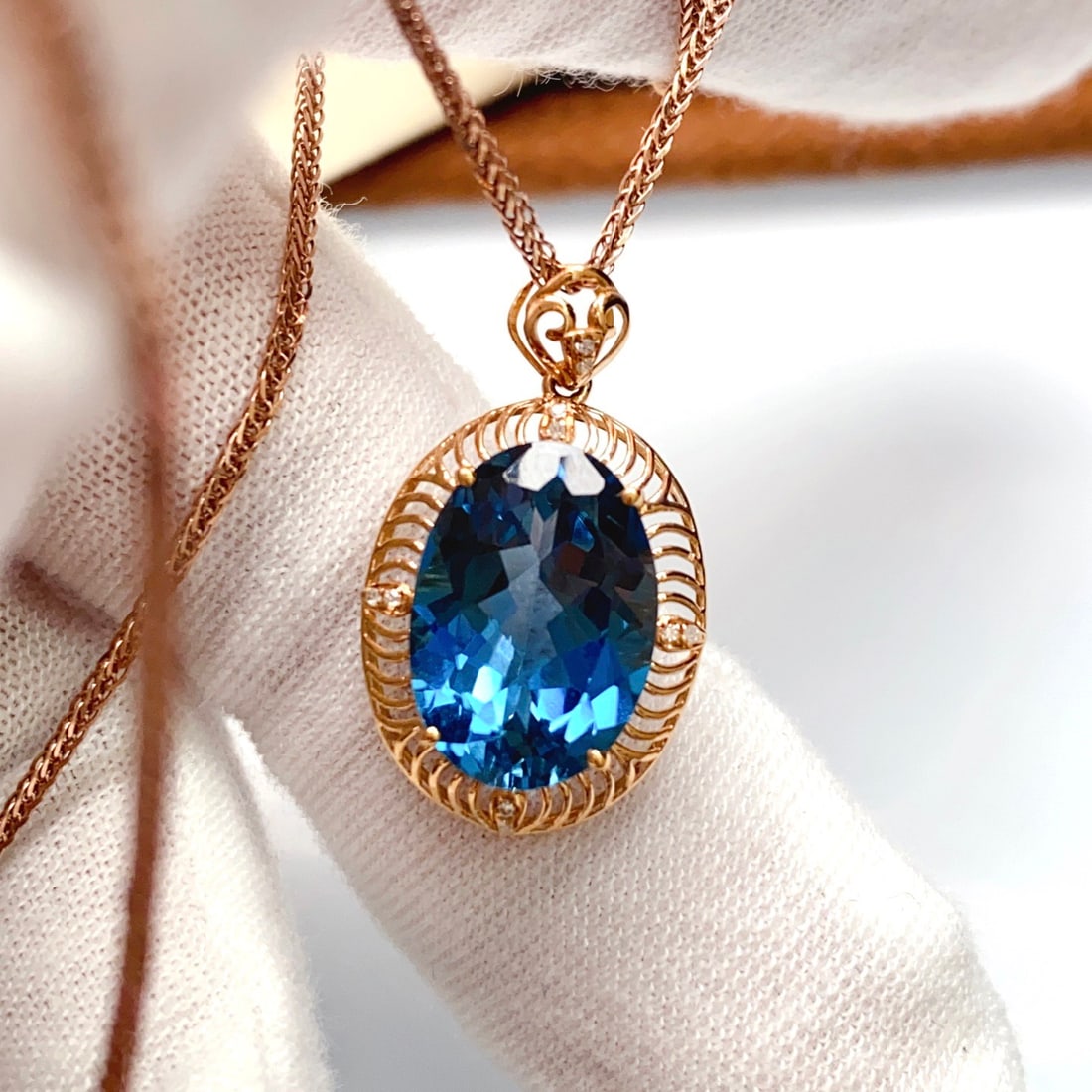 14k Gold 6.96 Ct Natural Topaz & Diamond Pendant( Without Chain ) - 3