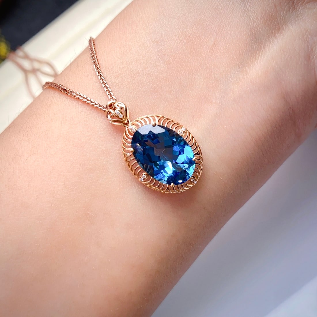 14k Gold 6.96 Ct Natural Topaz & Diamond Pendant( Without Chain ) - 4