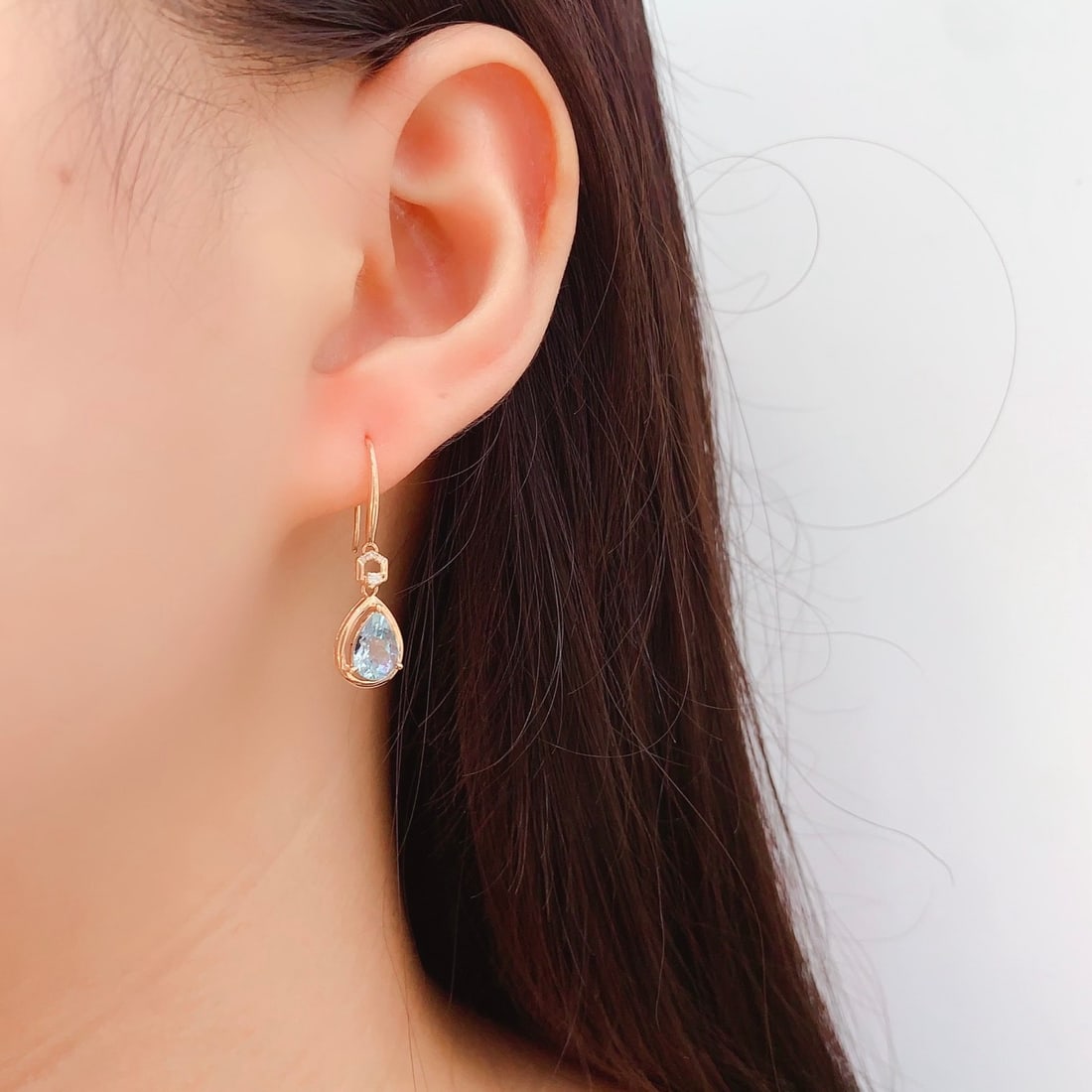 14k Gold 1.8 Ct Natural Aquamarine & Diamond Earrings - 6