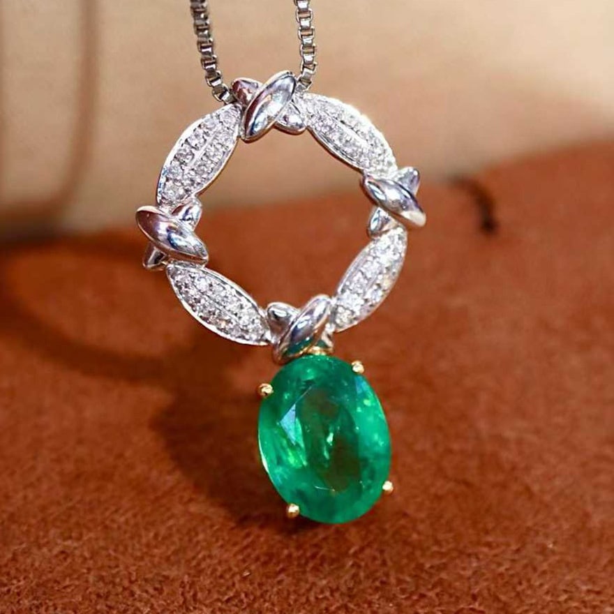14k Gold 2.06 Ctw Natural Emerald & Diamond Pendant( Without Chain ) - 4