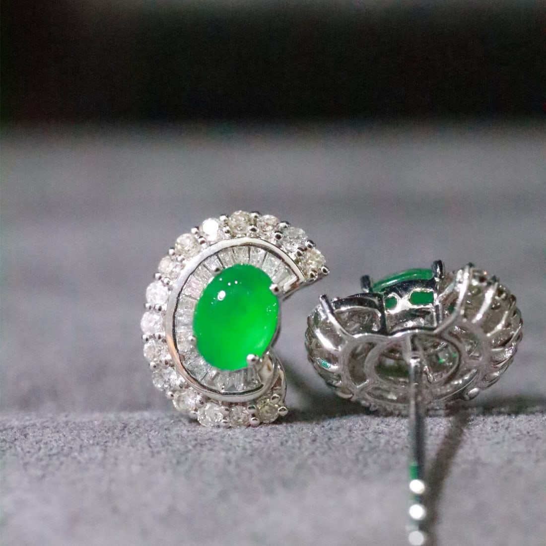 14k Gold 1.07 Ctw Natural Emerald & Diamond Earrings - 5