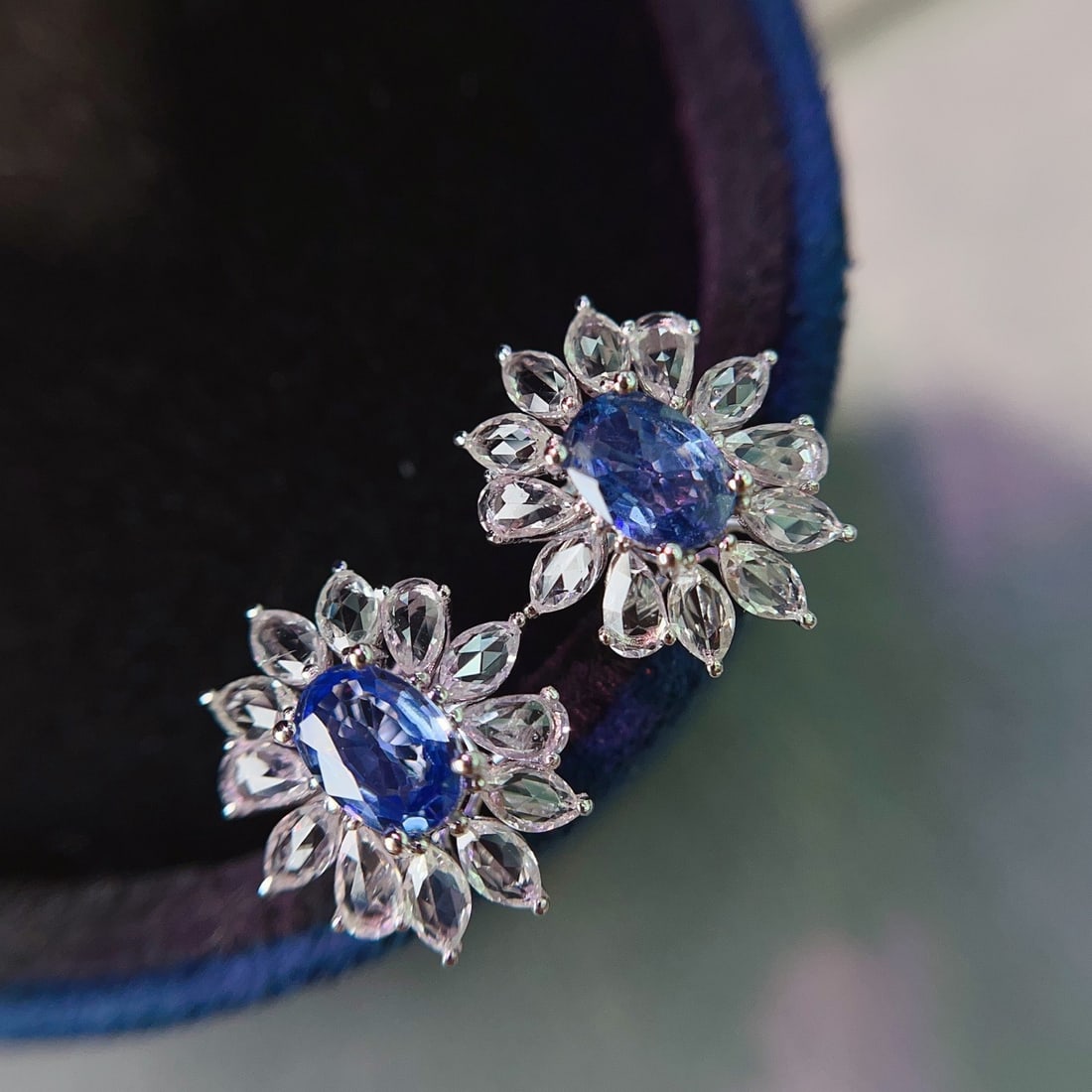 14k Gold 1.30 Ct Natural Sapphire & Sapphire Earrings - 2