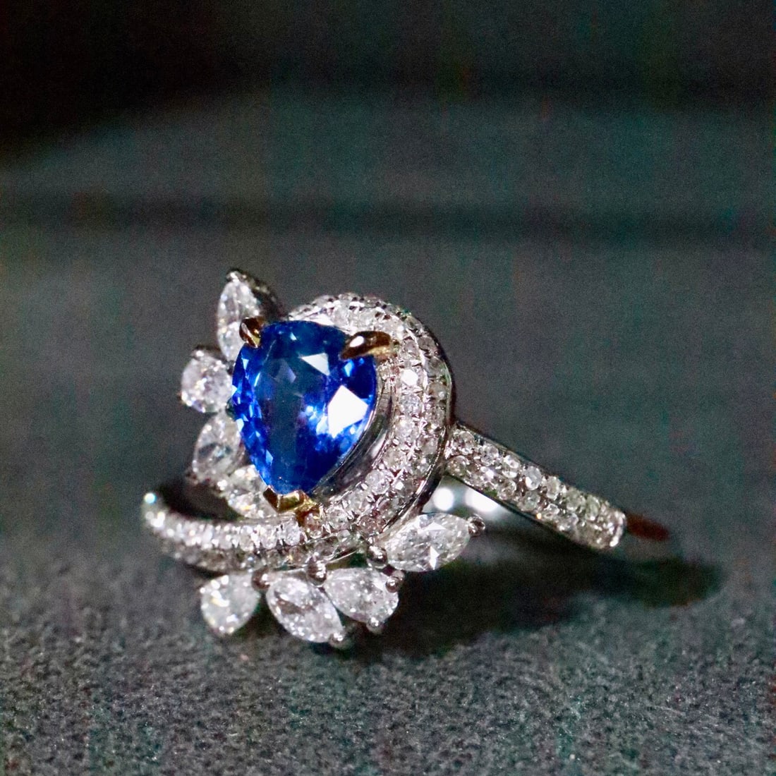 14k Gold 1.29 Ctw Natural Sapphire & Diamond Ring - 2
