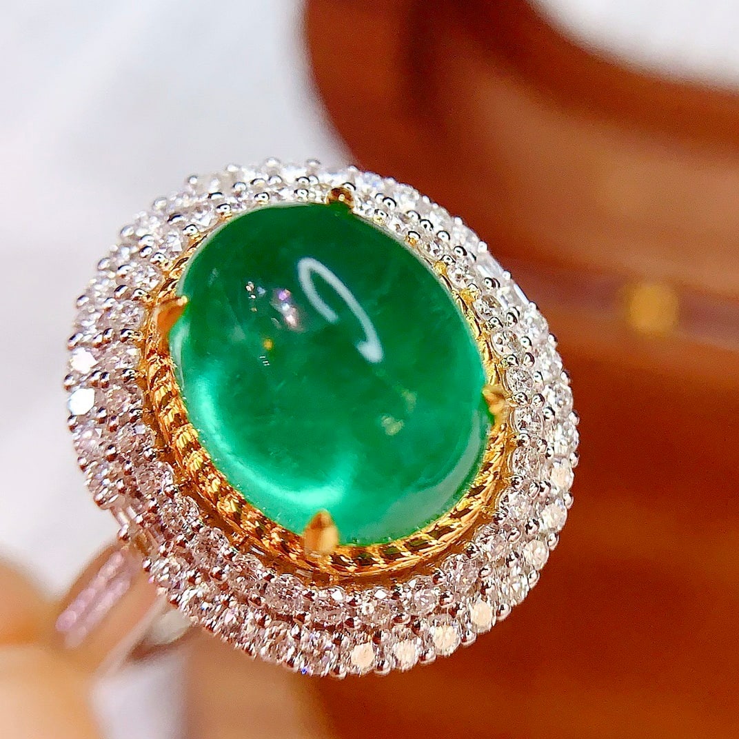 14k Gold 4.2 Ct Natural Emerald & Diamond Ring: Ref:231158420 // gold content:14k gold // ring size:7. 25us // // main gemstone:emerald // shape:oval // carat weight:4. 2ct // color:green // treatment:natural // // adjacent gemstone 2 : diamond // 