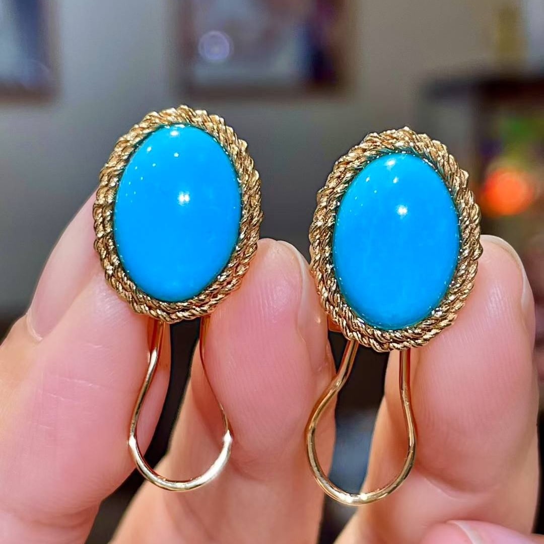 14k Gold 7.83 Ct Natural Blue Turquoise Earrings: Ref:231158425 // gold content:14k gold // main gemstone:blue turquoise // shape:oval // carat weight:7. 83ct // color:blue // treatment:natural // Condition: New Low Estimate: 3700.00 High Estimate: