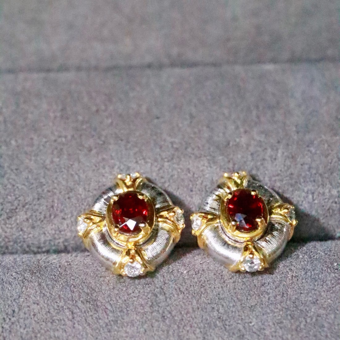 14k Gold 0.57 Ctw Natural Ruby & Diamond Earrings - 5