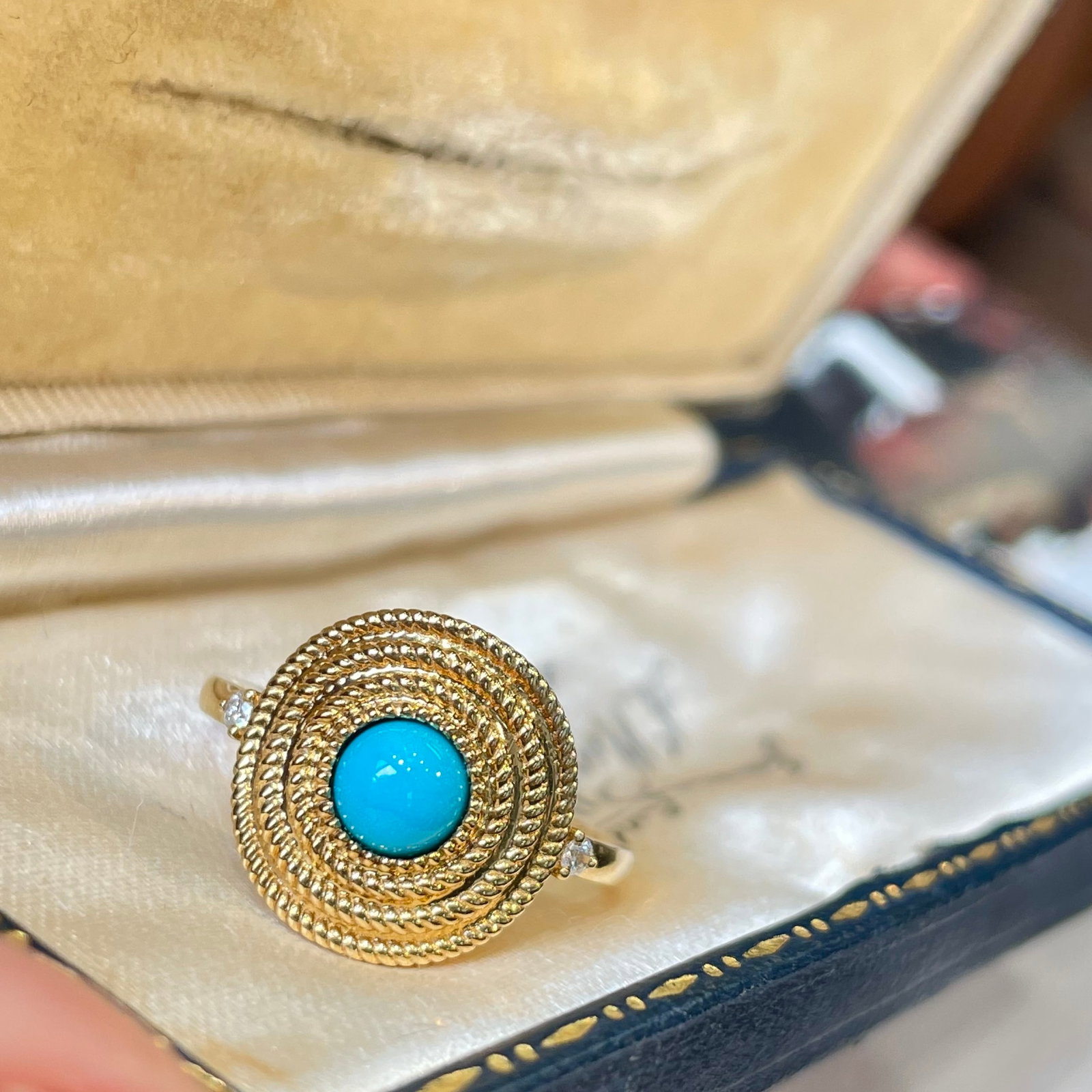 14k Gold 0.6 Ct Natural Blue Turquoise & Diamond Ring: Ref:231158433 // gold content:14k gold // ring size:7. 25us // // main gemstone:blue turquoise // shape:round // carat weight:0. 6ct // color:blue // treatment:natural // cut grade:g // // adjacent