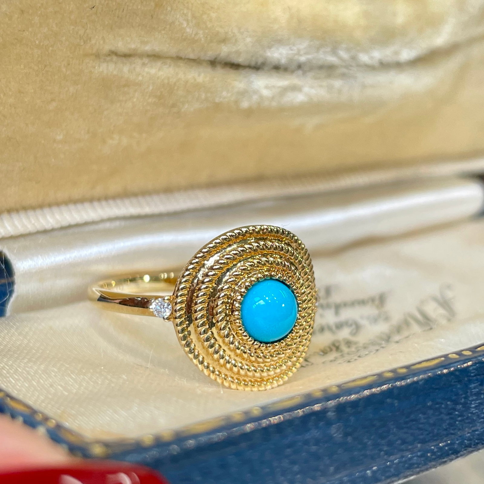 14k Gold 0.6 Ct Natural Blue Turquoise & Diamond Ring - 3