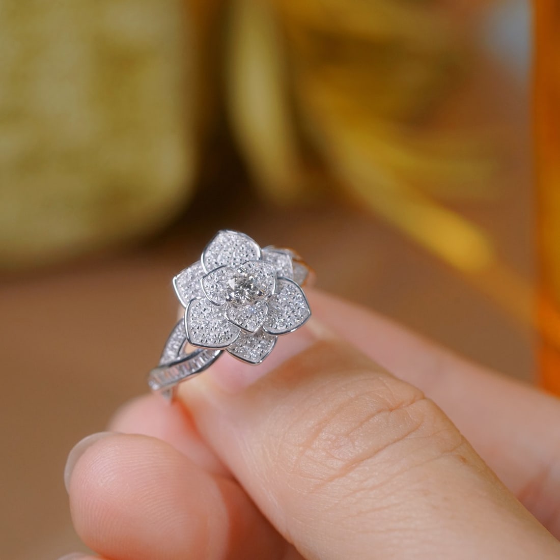 14k Gold 0.80 Ct Natural H Diamond & Flowers Ring - 3