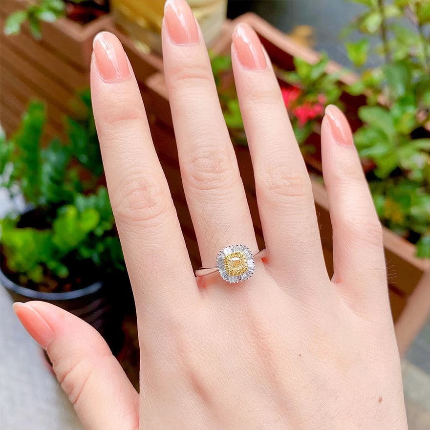 14k Gold 0.60 Ctw Natural Yellow Diamond & Diamond Ring - 3