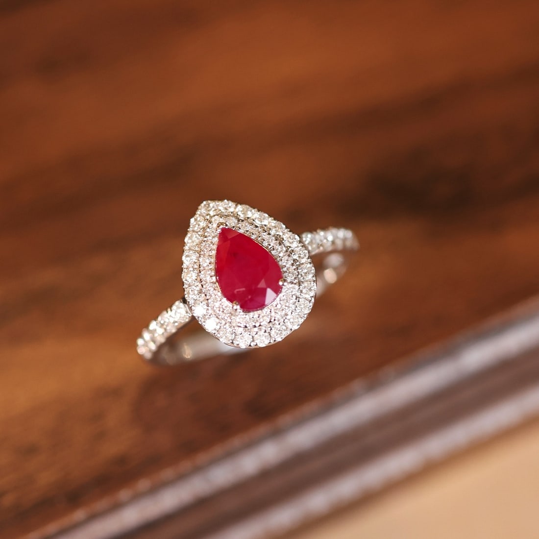 14k Gold 1.66 Ctw Natural Ruby & Diamond Ring: Ref:231158448 // gold content:14k gold // ring size:7. 25us // // main gemstone:ruby // shape:pear // carat weight:1. 13ct // color:red // treatment:natural // // adjacent gemstone 2 : diamond //